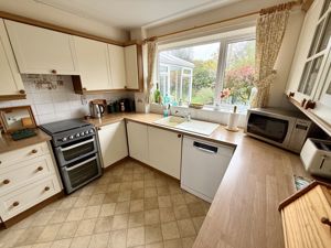 Photo 17- click for photo gallery